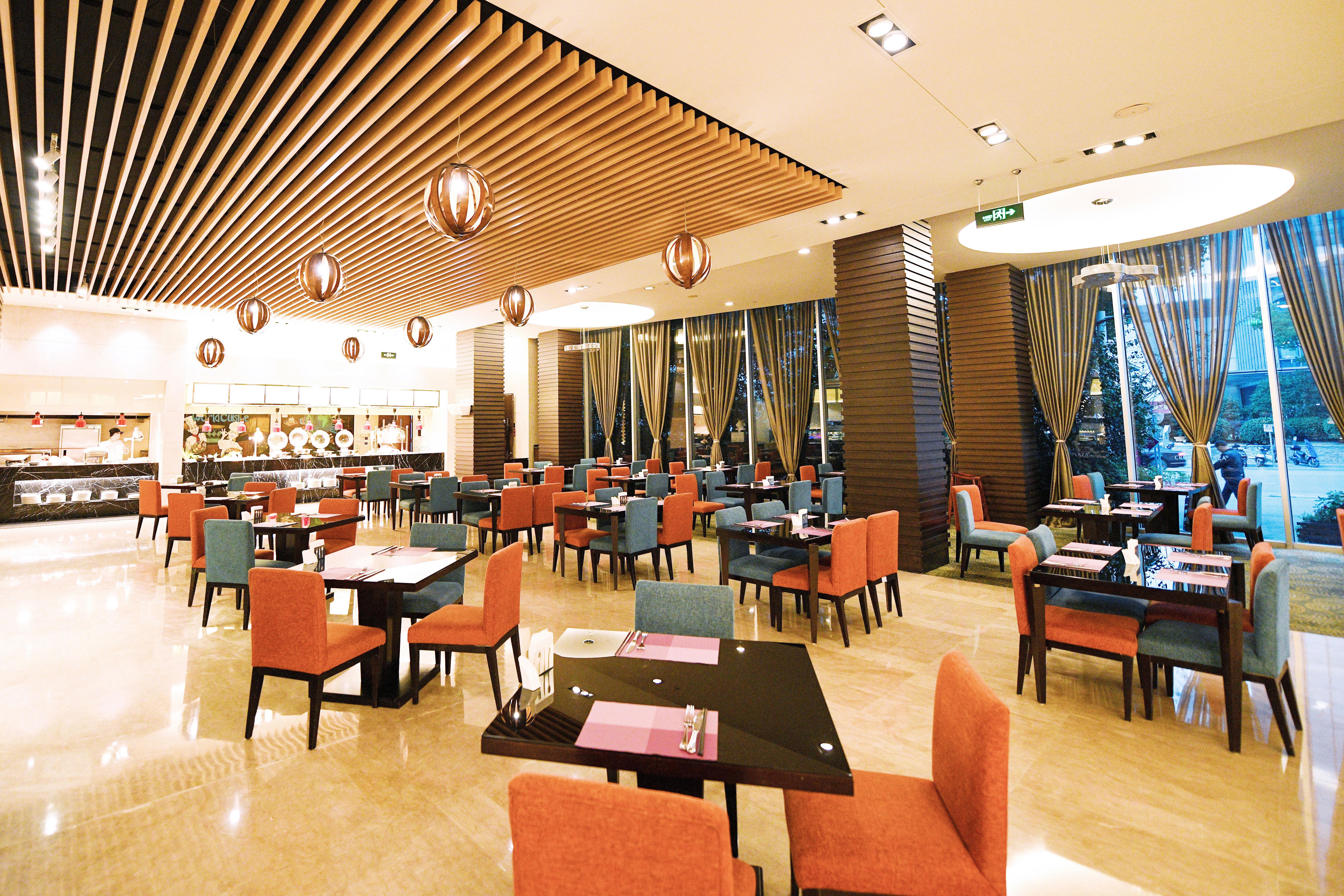 Hotel Crowne Plaza Shanghai Xiayang By Ihg 5*